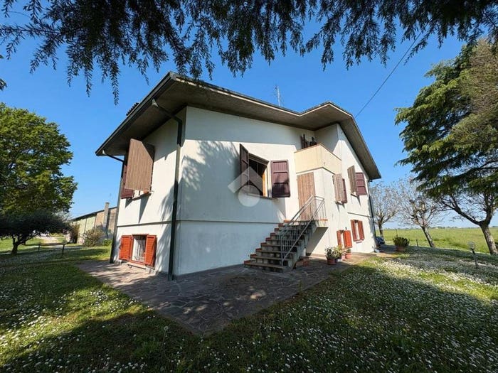 Casa con 6 locali in vendita in Via Terranova, Filo, Argenta