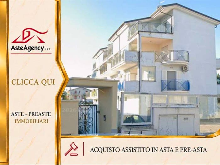 Appartamento con 5 locali in vendita in Via Sacco, Tiburtina, Pescara