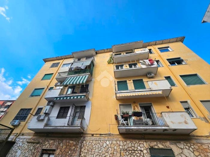 Appartamento bilocale in vendita in Via Boezio, Bagnoli, Napoli