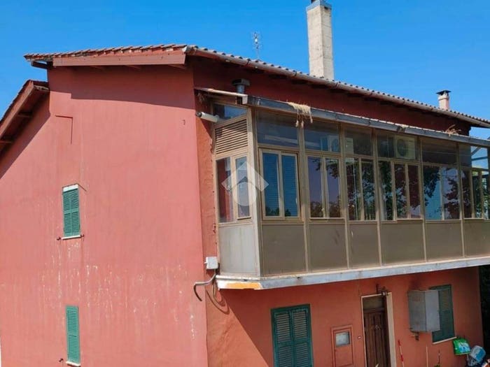 Appartamento quadrilocale in vendita in Via collacchio, Gallicano nel Lazio