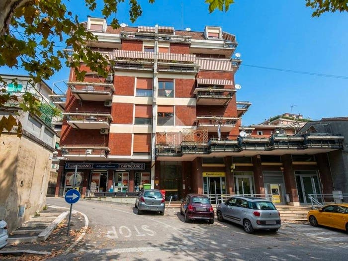 Appartamento quadrilocale in vendita in VIA GIUSEPPE DE VITO, Centro, Poggio Mirteto