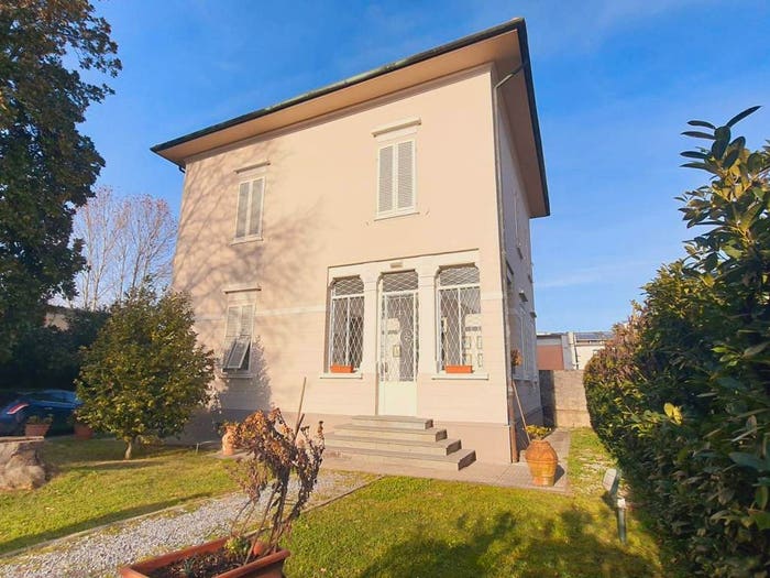 Casa con 5 locali in vendita in Via dei Salicchi, San Marco Acquacalda, Lucca