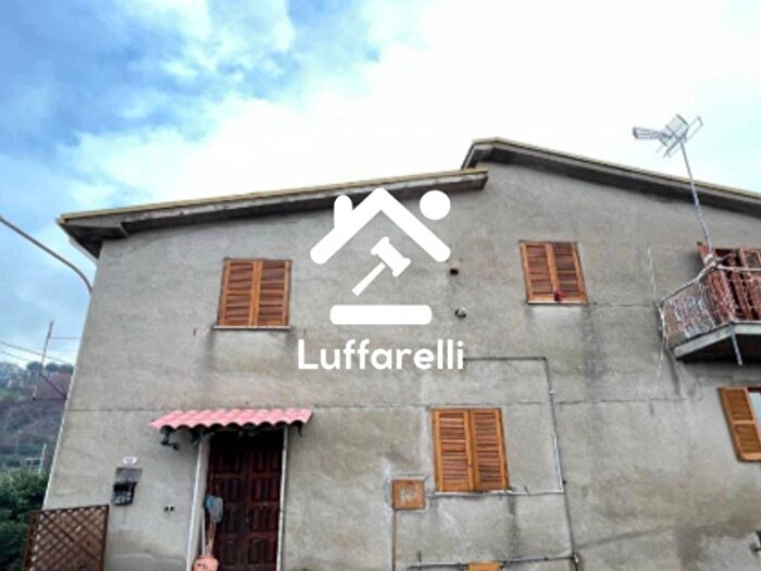 Casa con 6 locali in vendita in Via Ville, Centro, Belmonte in Sabina