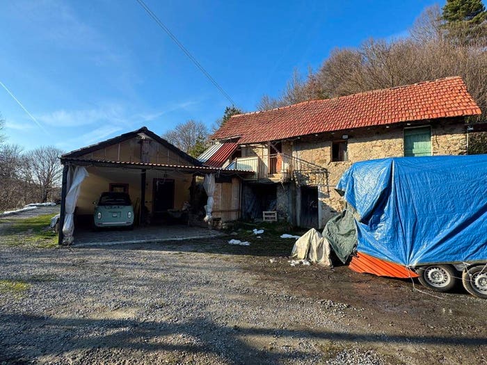 Casa con 6 locali in vendita in Strada Provinciale, Pontinvrea