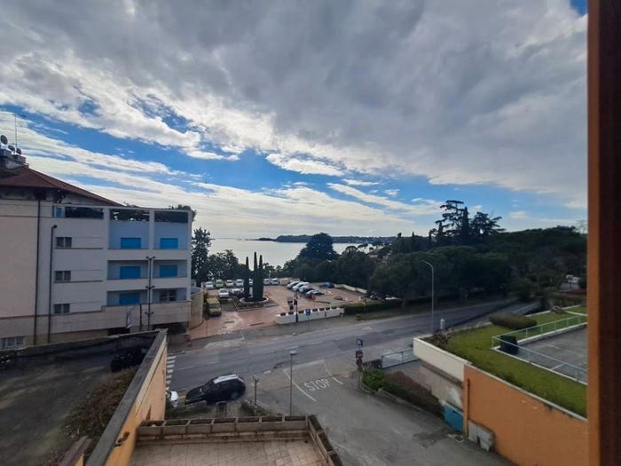 Appartamento trilocale in vendita in Via Colle Fiorito, Centro, Gardone Riviera