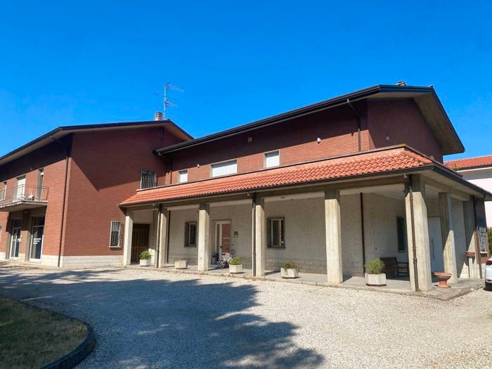 Appartamento con 6 locali in vendita in Zolino, Imola