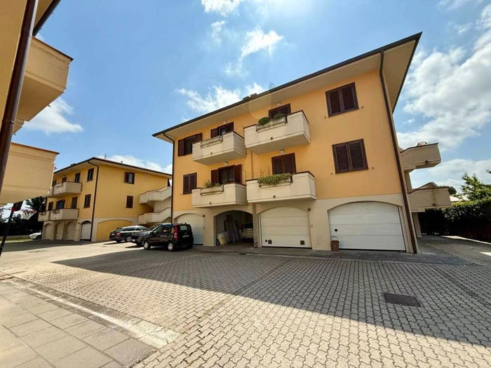 Appartamento trilocale in vendita in Via Palandri Sud, Spianate Ponte ai Pini, Altopascio