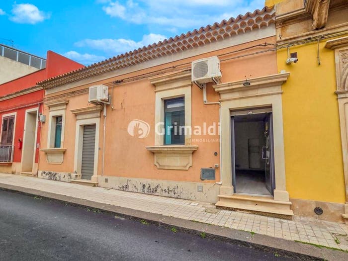 Casa bilocale in vendita in VIA VENEZIA, Centro, Avola
