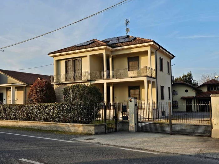 Casa con 5 locali in vendita in Via Natale Riccardi, Centro, Pinarolo Po