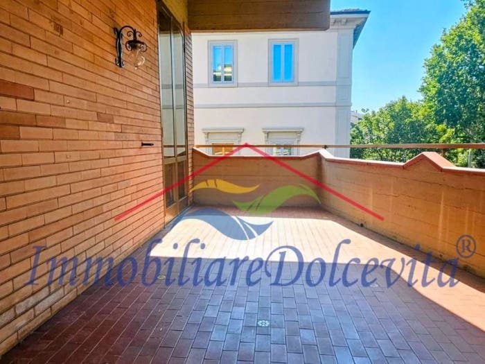 Appartamento quadrilocale in vendita in Via Giovanni Caselli, Campo di Marte, Firenze