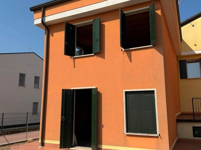 Casa trilocale in vendita in VIA ROMA SNC, Centro, Casale di Scodosia