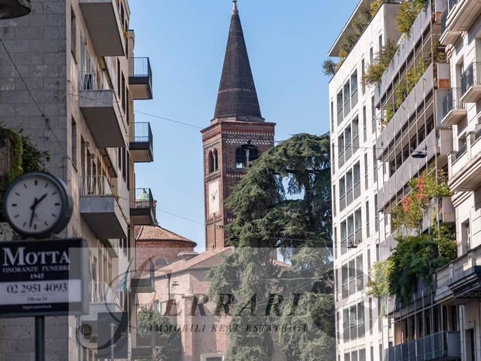 Appartamento con 6 locali in vendita in Via dell'Annunciata, Brera, Milano