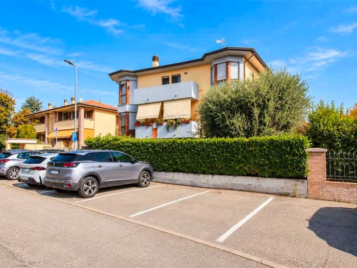 Appartamento con 5 locali in vendita in Via Alpini, Parola, Fontanellato