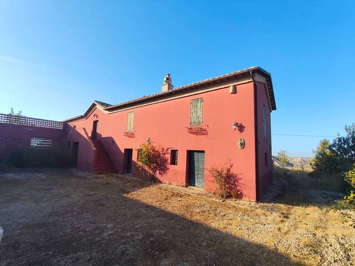 Casa con 6 locali in vendita in Muraglie, Montefino