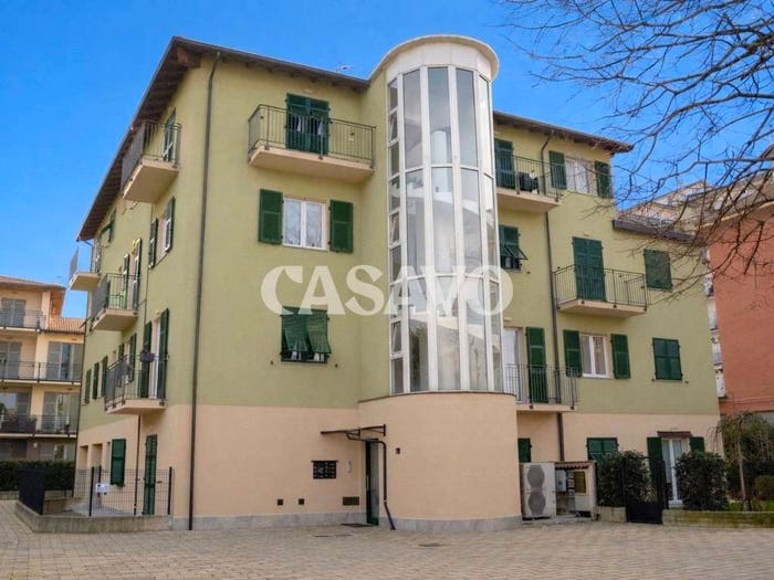 Appartamento quadrilocale in vendita in Via Antonio Gramsci, Centro, Ovada