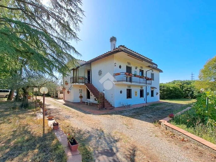 Casa con 6 locali in vendita in VIA VIGNANELLO, Fabrica di Roma