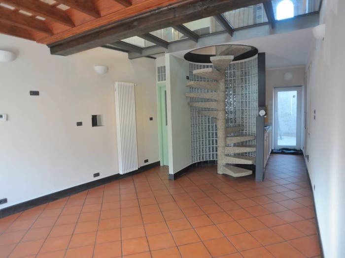 Casa trilocale in vendita in Frazione Prarolo, Prarolo, Isola del Cantone