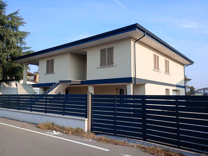 Casa quadrilocale in vendita in Via Eleonora Duse, Castel San Giovanni