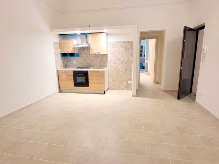 Appartamento quadrilocale in affitto in Via Veneto, Leuca, Lecce
