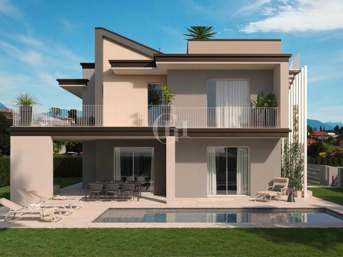 Casa quadrilocale in vendita in Via Pertini, Moniga del Garda