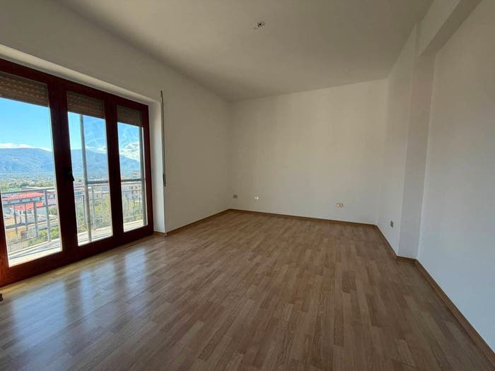 Appartamento quadrilocale in affitto in Viale Elena, Centro, Ottaviano