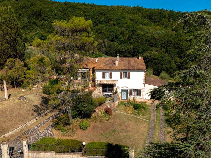 Casa con 6 locali in vendita in Via di San Giusto, Collesalvetti