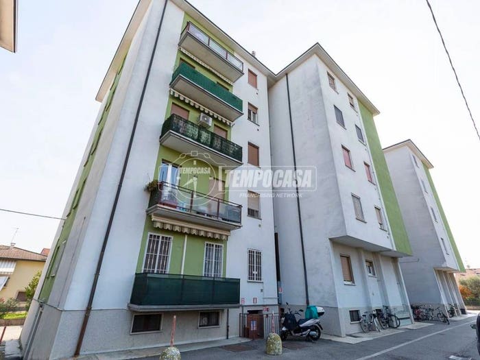 Appartamento trilocale in vendita in Via Filippo Brunelleschi, Rivolta d'Adda