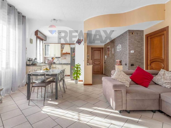 Casa trilocale in vendita in vicolo Vidiserti, San Pietro Pace, Rho