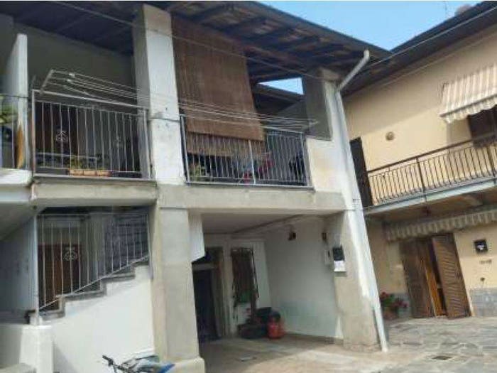 Appartamento in vendita in Via Marconi, Centro, Biandronno