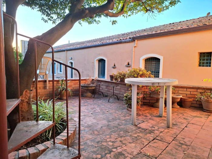 Casa con 5 locali in vendita in Via Pietre Rosse, Rodì Milici