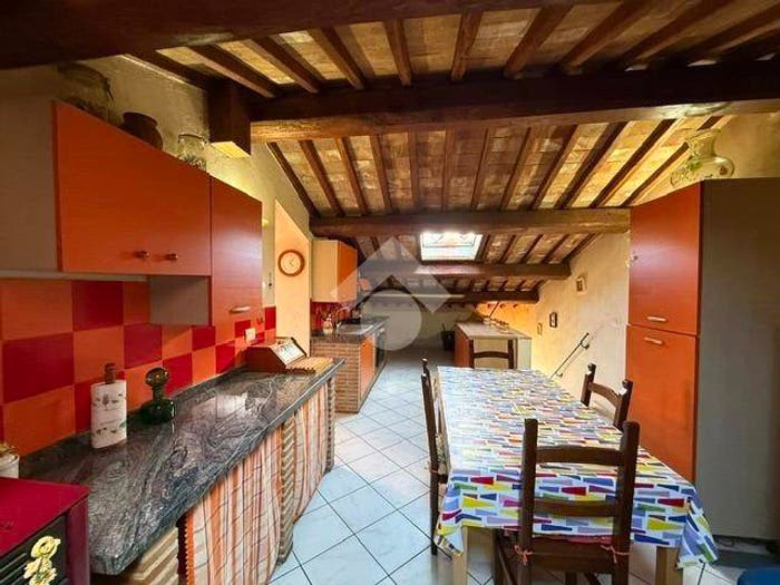 Casa trilocale in vendita in VIA CANNELLE, Centro, Montefiascone