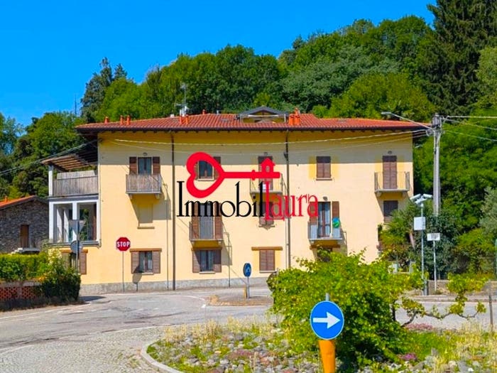 Appartamento trilocale in vendita in Centro, Luino