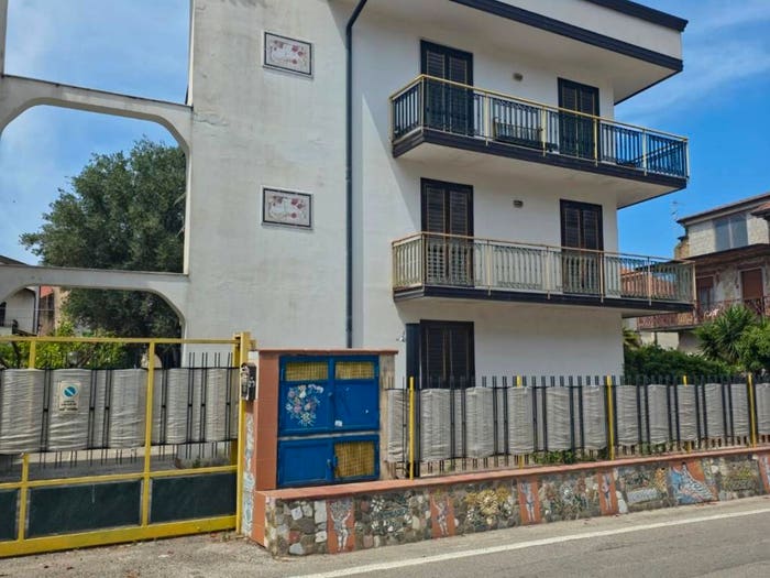 Appartamento quadrilocale in vendita in Via Parmenide, Marina, Ascea