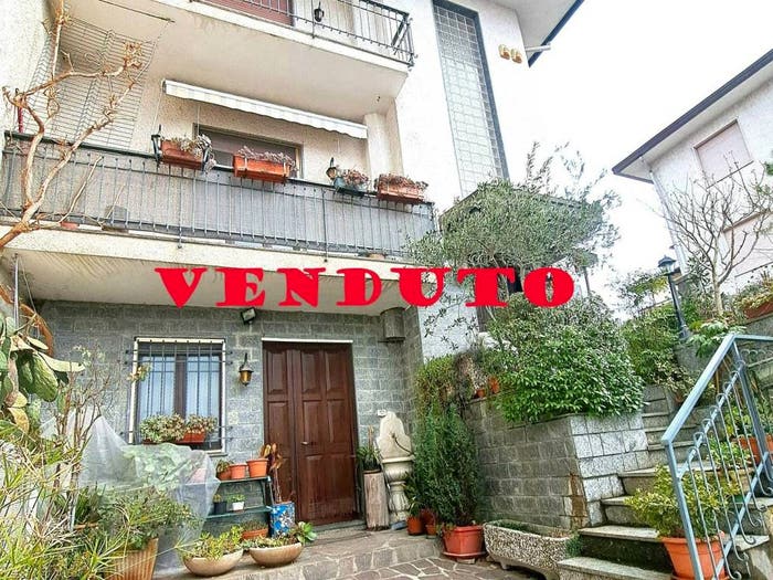 Appartamento trilocale in vendita in Via Alpi, Oggiona Santo Stefano, Oggiona con Santo Stefano