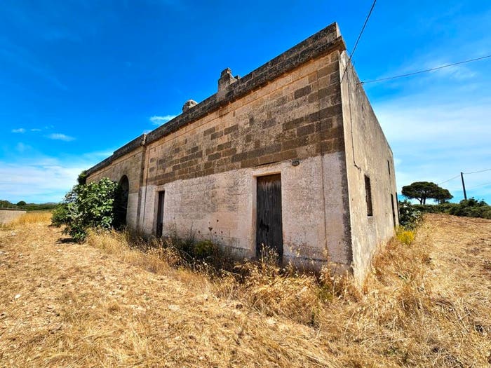 Casa con 6 locali in vendita in Strada Vicinale Petricella o Monti, PresicceAcquarica