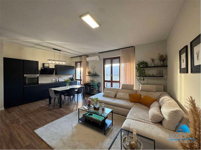 Appartamento trilocale in vendita in Viale Roma, Foligno