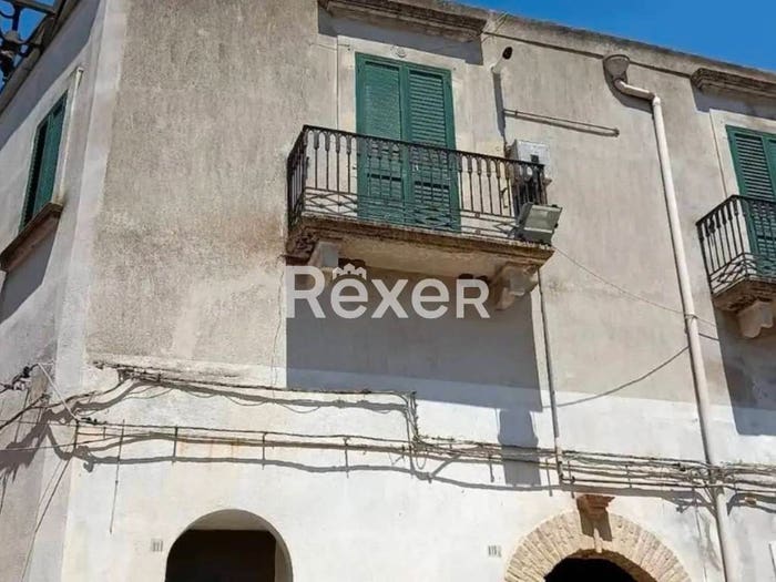 Appartamento trilocale in vendita in Largo San Rocco, Centro, Irsina