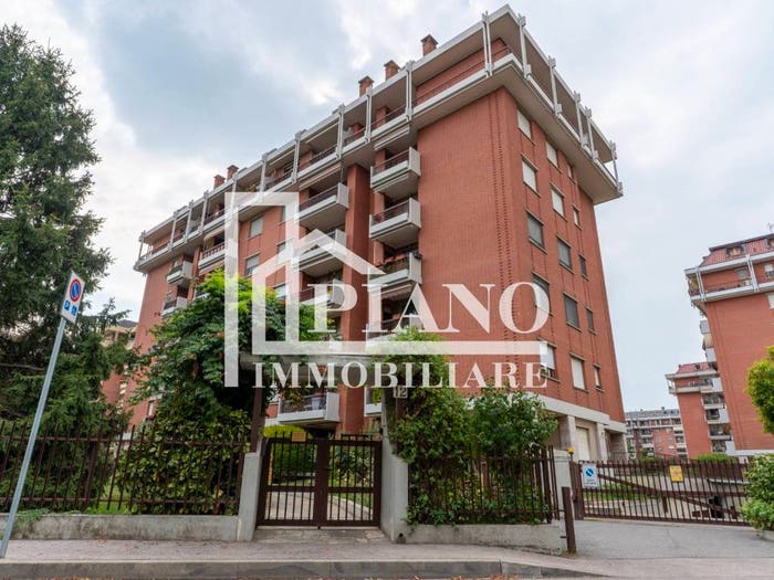 Appartamento trilocale in vendita in Via Giovanni Amendola, Centro, Beinasco