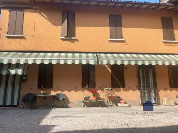 Casa trilocale in vendita in Via Trento, Centro, Castenedolo
