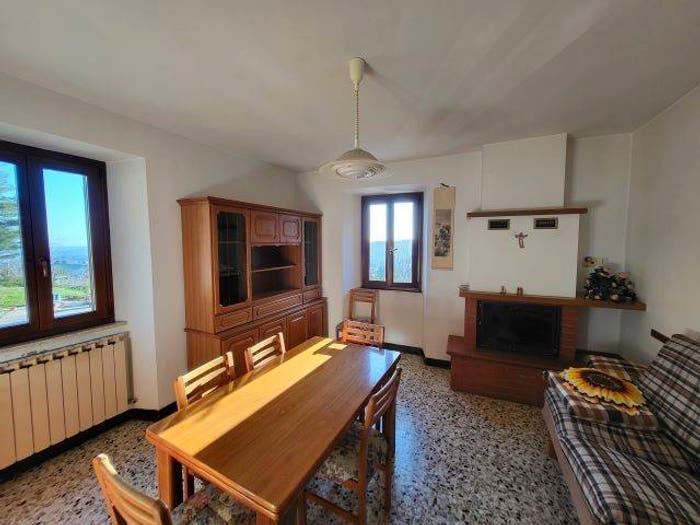 Casa con 6 locali in vendita in Via Cone, Serra de' Conti