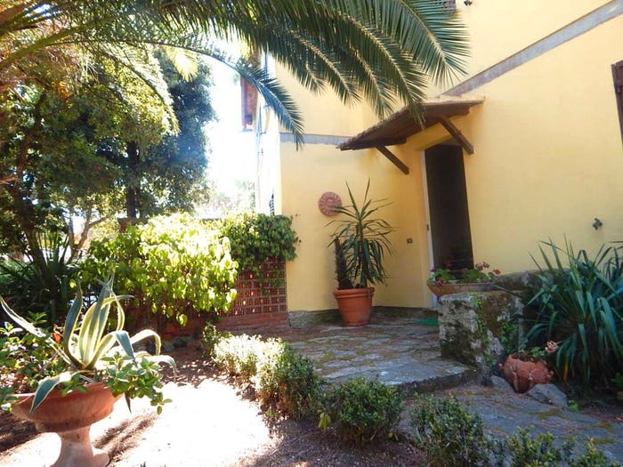 Appartamento trilocale in vendita in Via Cristoforo Colombo, Marina Di Castagneto Carducci, Castagneto Carducci