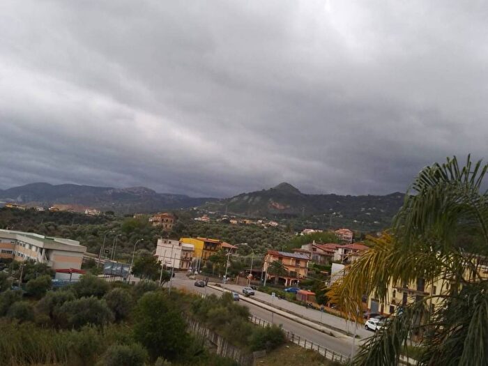 Casa con 6 locali in vendita in Via Telegrafo, Centro, Sant'Agata di Militello