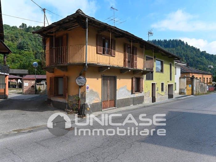 Appartamento quadrilocale in vendita in Via Paesana, Mondarello, Barge
