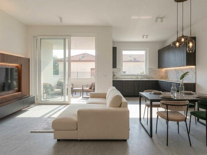 Appartamento trilocale in vendita in Via Guglielmo Oberdan, Centro, Arosio