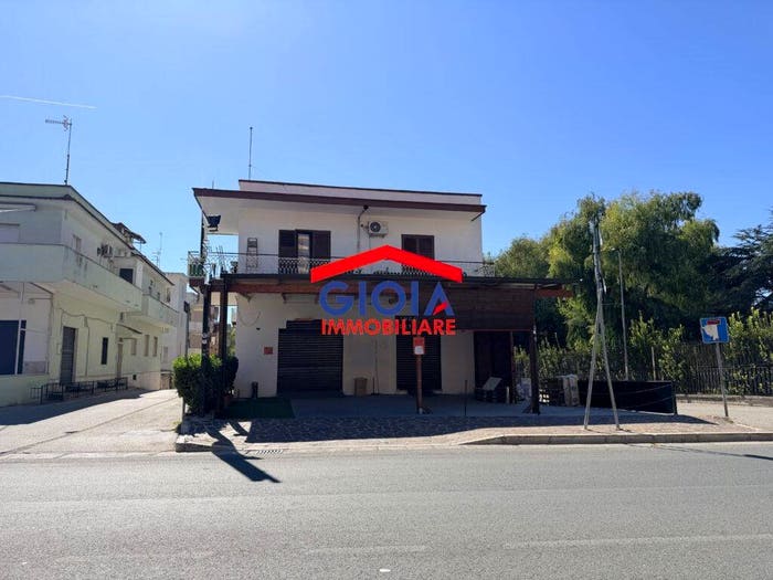 Casa con 6 locali in vendita in Via Domiziana, Mondragone