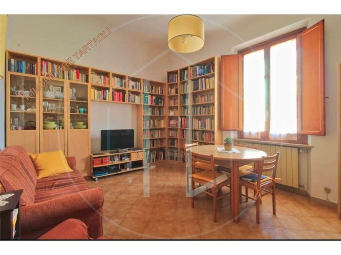 Appartamento quadrilocale in vendita in VIA PONTE ALLE MOSSE, Porta al Prato San Jacopino, Firenze