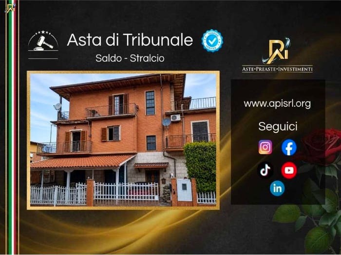 Appartamento quadrilocale in vendita in Via Conte Roncone, Ciciliano