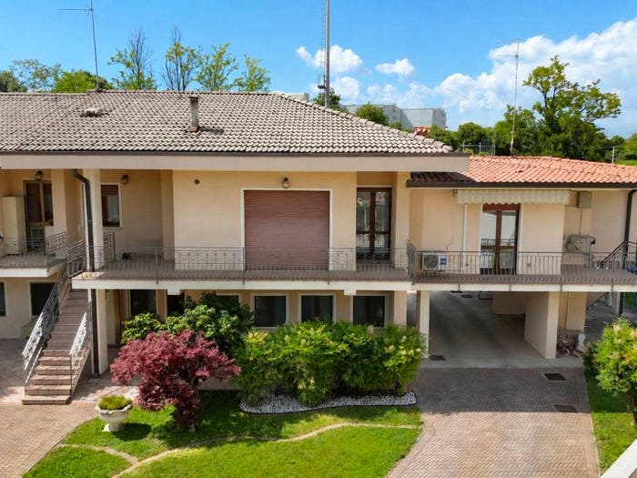 Appartamento trilocale in vendita in Via Silvio Pellico Traversa, Centro, Chiari