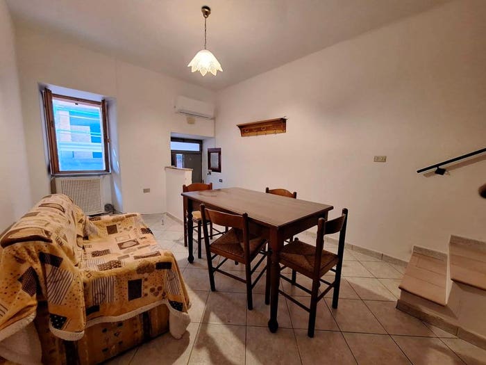 Casa bilocale in vendita in Via Adone, Centro, Montorio al Vomano