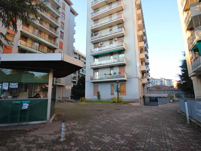 Appartamento bilocale in vendita in Via Merano, Centro, Cologno Monzese